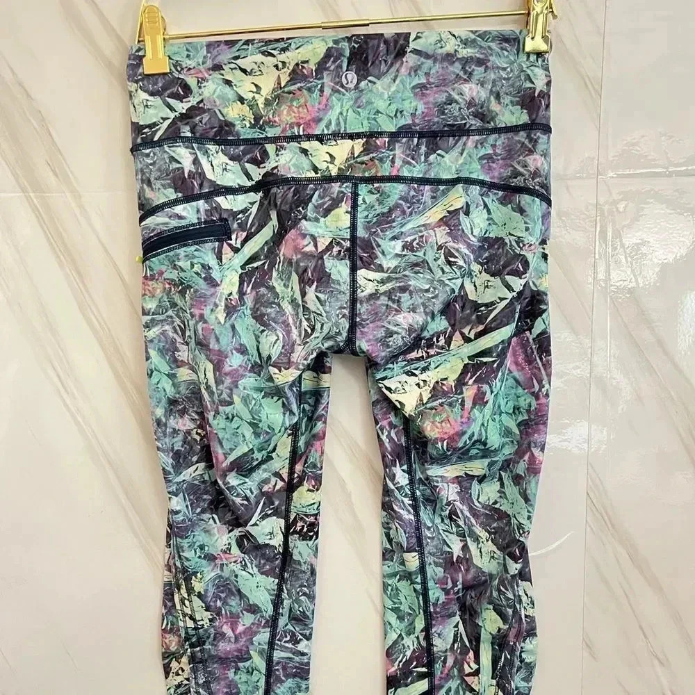 Lululemon Run Top Speed Crop Iridescent Multi Size 6 - Picture 5 of 14